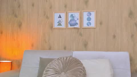 Snapshot of demyrose chatting on September 10, 4:45 am DEMY online show from September 10, 4:45 am