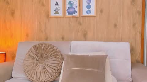 Snapshot of demyrose chatting on September 14, 1:49 am DEMY online show from September 14, 1:49 am