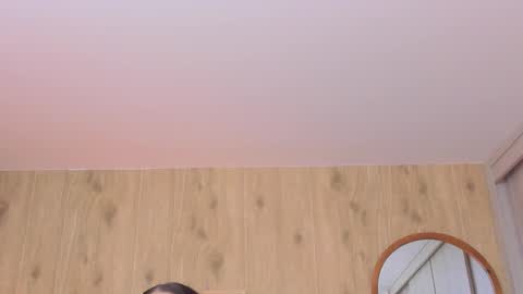 Snapshot of demyrose chatting on October 26, 3:01 am DEMY online show from October 26, 3:01 am