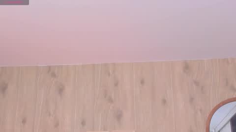 Snapshot of demyrose chatting on November 13, 5:28 am DEMY online show from November 13, 5:28 am