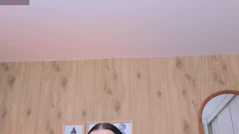 Snapshot of demyrose chatting on November 14, 1:04 am DEMY online show from November 14, 1:04 am