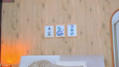 Snapshot of demyrose chatting on November 22, 3:05 am DEMY online show from November 22, 3:05 am