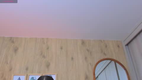 Snapshot of demyrose chatting on December 2, 10:05 pm DEMY online show from December 2, 10:05 pm