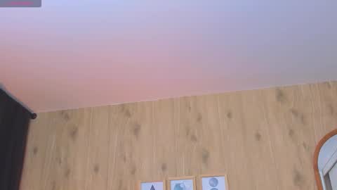 Snapshot of demyrose chatting on December 21, 4:08 am DEMY online show from December 21, 4:08 am