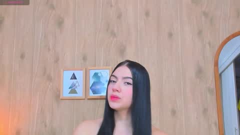 Snapshot of demyrose chatting on February 17, 1:24 am DEMY online show from February 17, 1:24 am