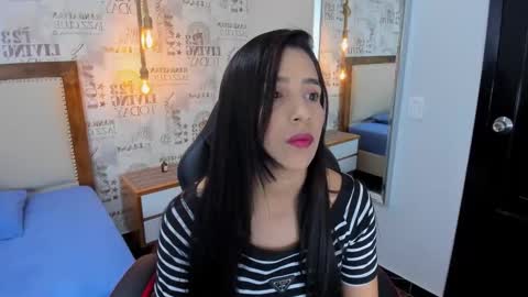 Snapshot of denis_dallas chatting on October 28, 12:52 pm D E N I S online show from October 28, 12:52 pm