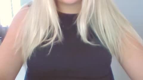 Snapshot of denise433470 chatting on June 30, 9:54 am denise433470 online show from June 30, 9:54 am