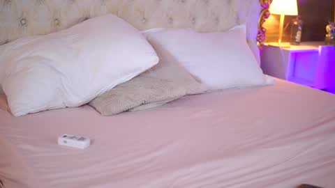 denisedevilles online show from January 22, 2:56 pm