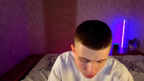 Denis online show from October 17, 4:48 am