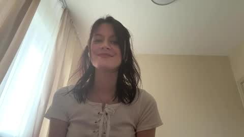 Hello guys My name is Chris online show from April 22, 8:28 am