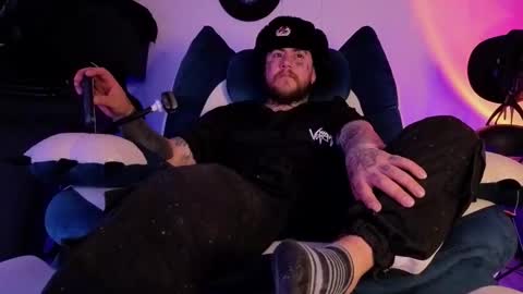 Oliver online show from March 7, 3:03 am