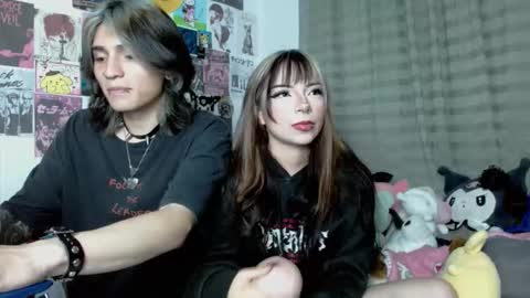 Snapshot of denjireze chatting on December 22, 4:48 pm denjireze online show from December 22, 4:48 pm