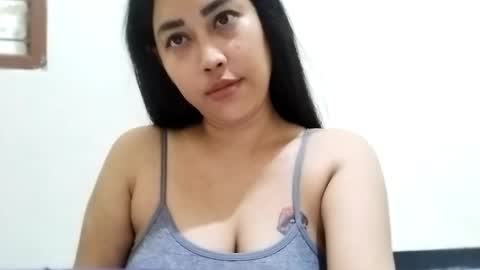 Sarina online show from May 7, 5:24 am