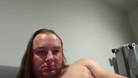 Snapshot of dennis210586 chatting on December 22, 5:42 pm dennis210586 online show from December 22, 5:42 pm