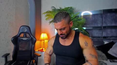 dennis_cox_ online show from February 10, 2:26 pm