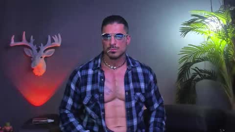 dennis_cox_ online show from December 19, 10:11 am