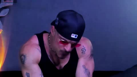 dennis_cox_ online show from February 4, 6:19 am