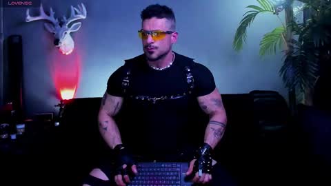 dennis_cox_ online show from February 21, 7:20 am