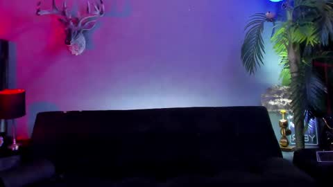 dennis_cox_ online show from May 19, 5:41 pm