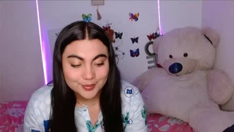 Snapshot of dennis_love_ chatting on April 8, 2:33 am rosse online show from April 8, 2:33 am