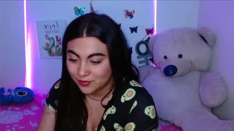 Snapshot of dennis_love_ chatting on April 16, 4:24 am rosse online show from April 16, 4:24 am