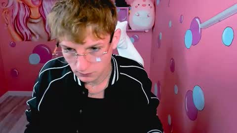 Snapshot of dennis_rodriguez chatting on November 27, 4:09 pm Dennis online show from November 27, 4:09 pm