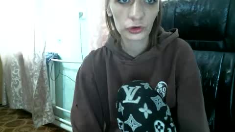 DennisXCarol online show from April 3, 10:57 am