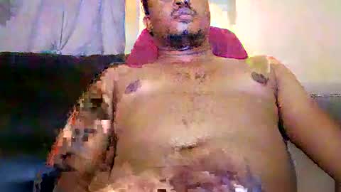 Snapshot of dentzo chatting on January 26, 7:21 am mastER blACK online show from January 26, 7:21 am