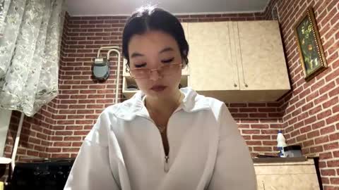 Snapshot of denysebernacchi chatting on September 29, 1:16 pm Emma online show from September 29, 1:16 pm