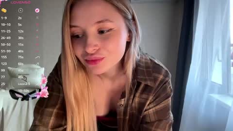 Vi  Victoria online show from March 20, 1:16 pm