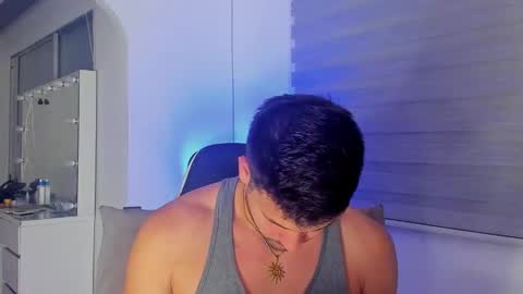 dereckhardd online show from February 26, 6:34 am