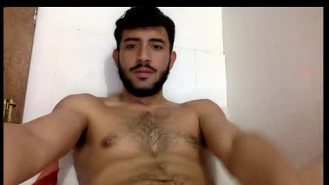 Snapshot of derek_smiith chatting on February 25, 4:10 pm Derek smiith online show from February 25, 4:10 pm