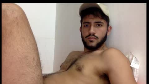 Snapshot of derek_smiith chatting on February 28, 4:21 am Derek smiith online show from February 28, 4:21 am