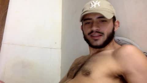 Snapshot of derek_smiith chatting on October 4, 10:46 am Derek smiith online show from October 4, 10:46 am