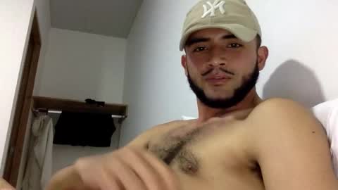 Snapshot of derek_smiith chatting on November 15, 2:53 am Derek smiith online show from November 15, 2:53 am