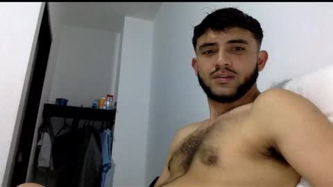 Snapshot of derek_smiith chatting on November 23, 6:46 am Derek smiith online show from November 23, 6:46 am