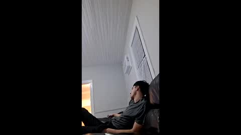 derekato online show from March 1, 2:13 am