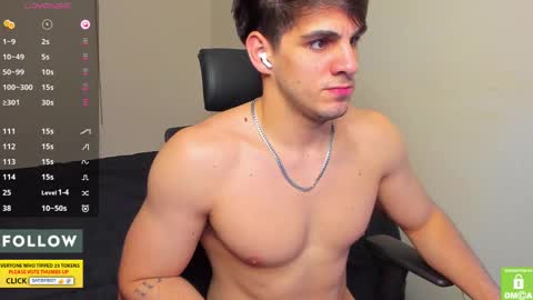 Derekcb online show from October 12, 2:32 am