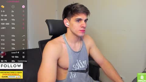 Derekcb online show from December 3, 11:41 am