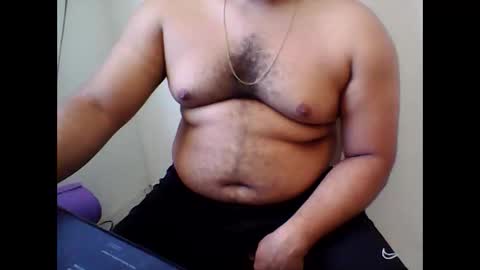 derick_0013 online show from May 10, 3:39 pm