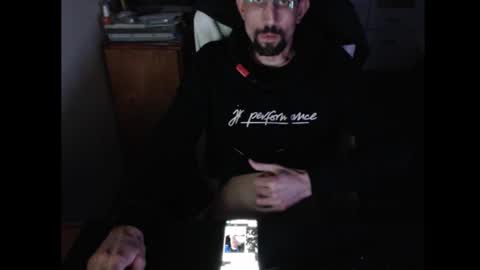 dermattes online show from February 8, 2:20 pm