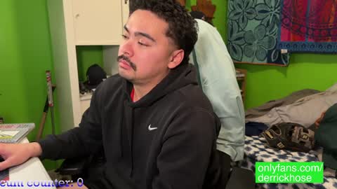 Snapshot of derrick_hose chatting on January 26, 5:13 am Derrick Hose online show from January 26, 5:13 am