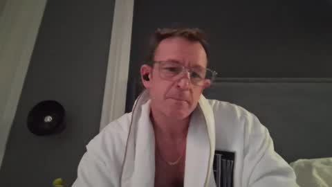 Snapshot of desertranger chatting on February 5, 7:39 am desertranger online show from February 5, 7:39 am