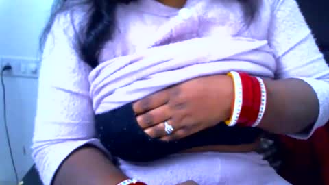 Snapshot of desi_punjabn chatting on December 18, 3:47 am simran online show from December 18, 3:47 am