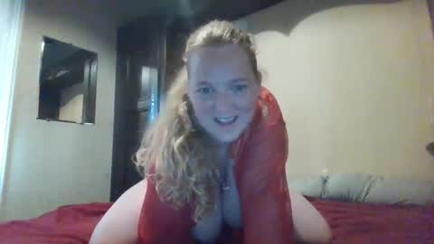 Snapshot of desideriacam chatting on May 3, 5:52 pm desideriacam online show from May 3, 5:52 pm