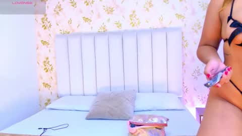 Sara Desire online show from January 14, 12:11 pm