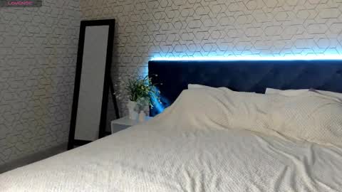 Gill online show from February 11, 1:10 am