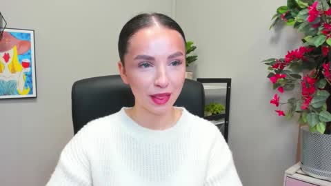 LAYLA online show from March 21, 8:08 am