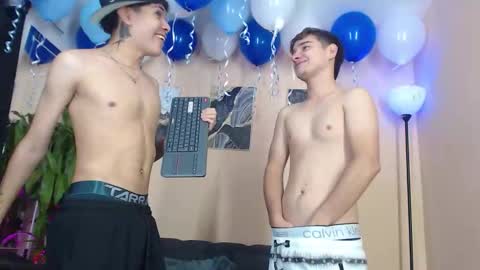 desiresofolympus_ online show from March 12, 8:15 pm