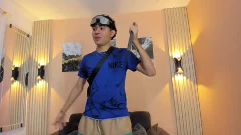 desiresofolympus_ online show from April 9, 7:52 pm